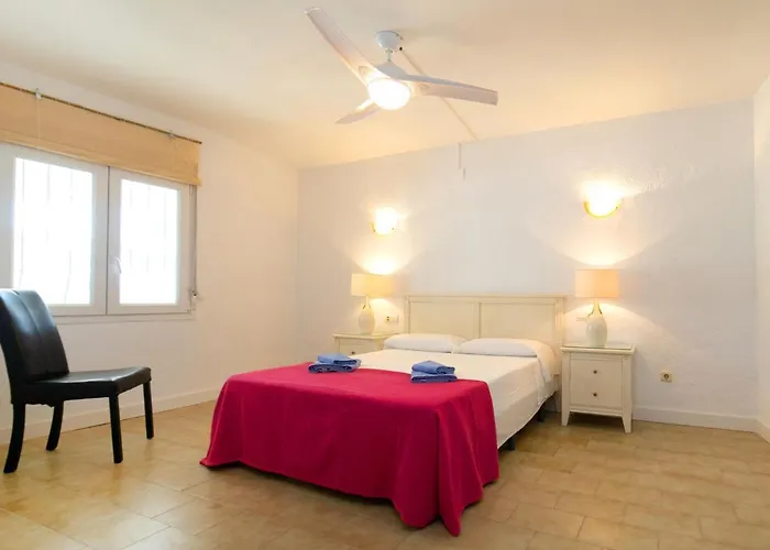 Luisa By Interhome Calp