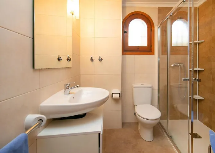 Luisa By Interhome Calp