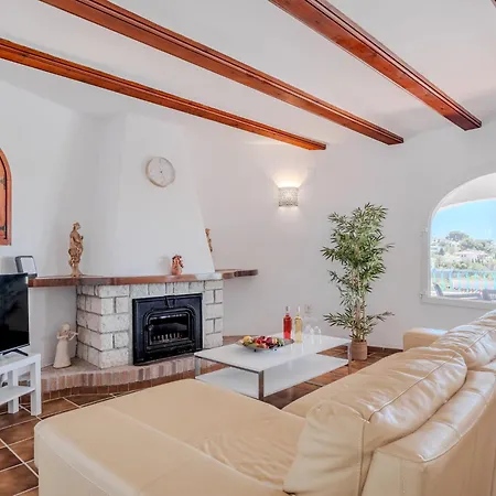 Villa Luisa By Interhome