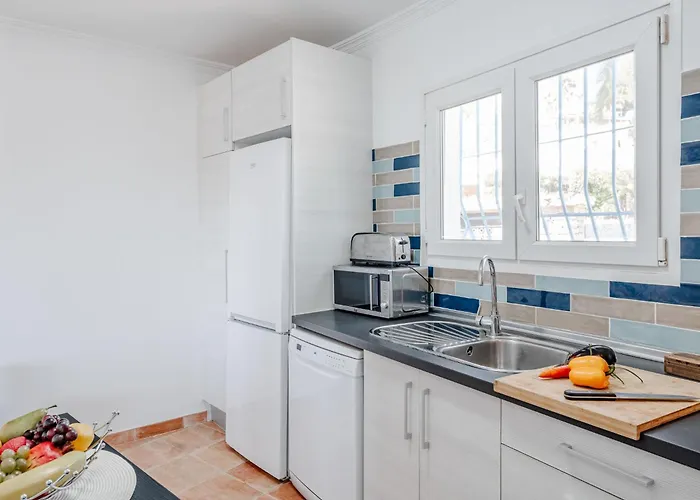 Vila Luisa By Interhome *