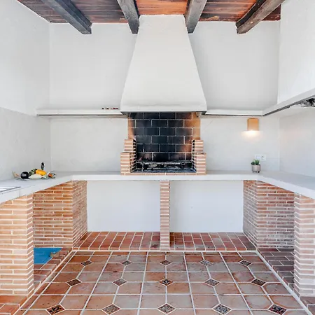 Villa Luisa By Interhome